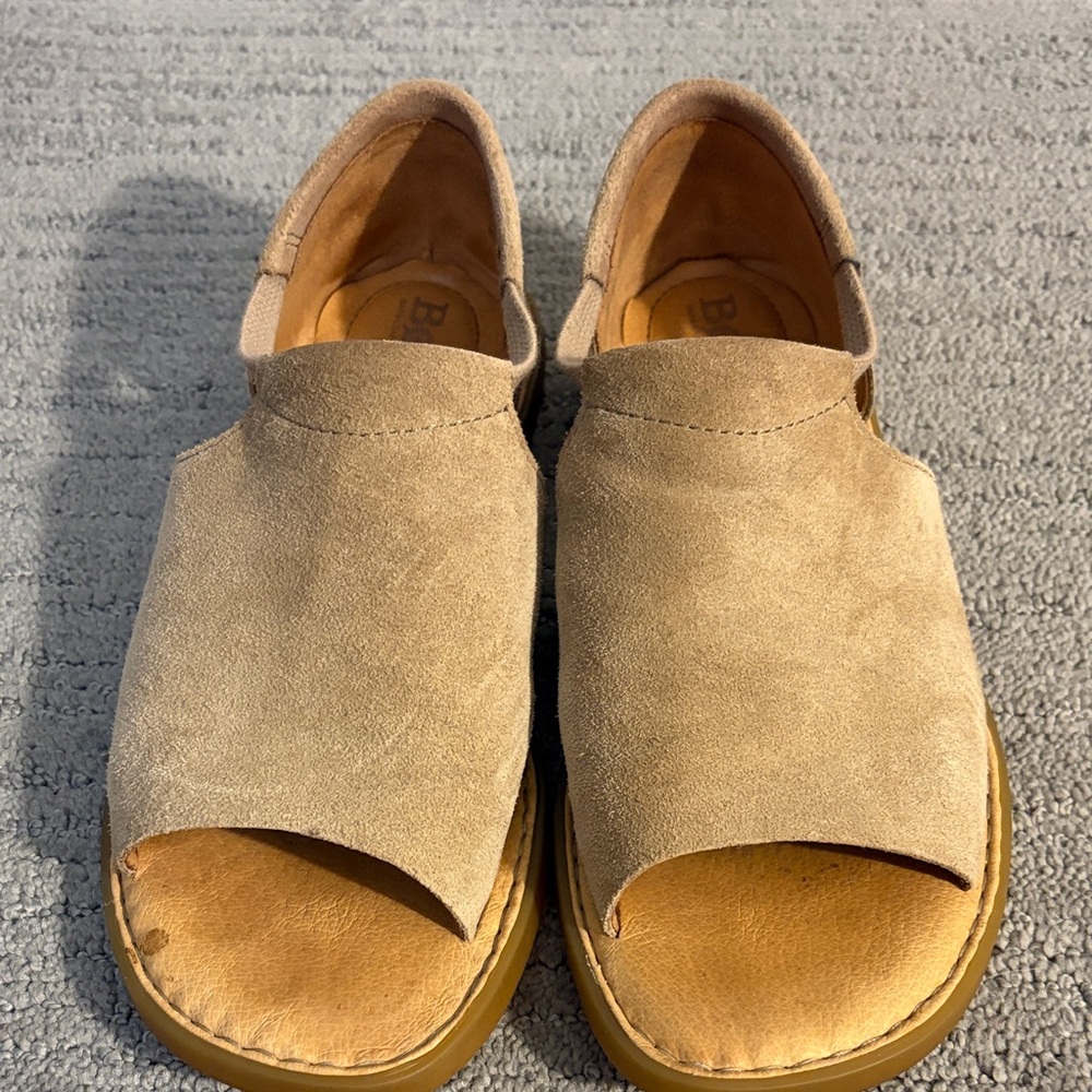 Born Women's Tan Suede Sandals